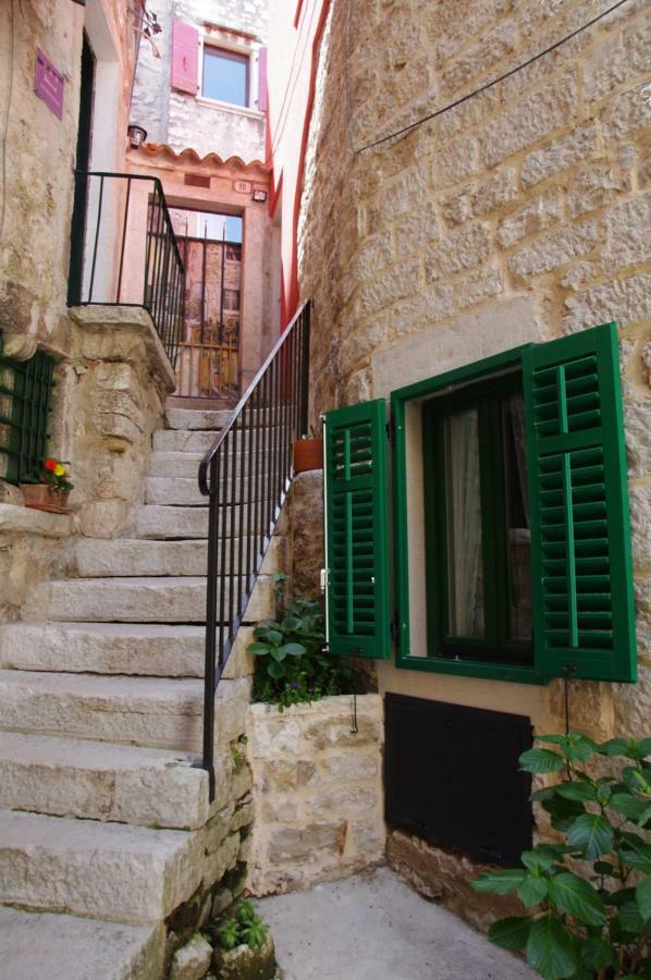 Apartments Monterosso Rovinj Exterior foto
