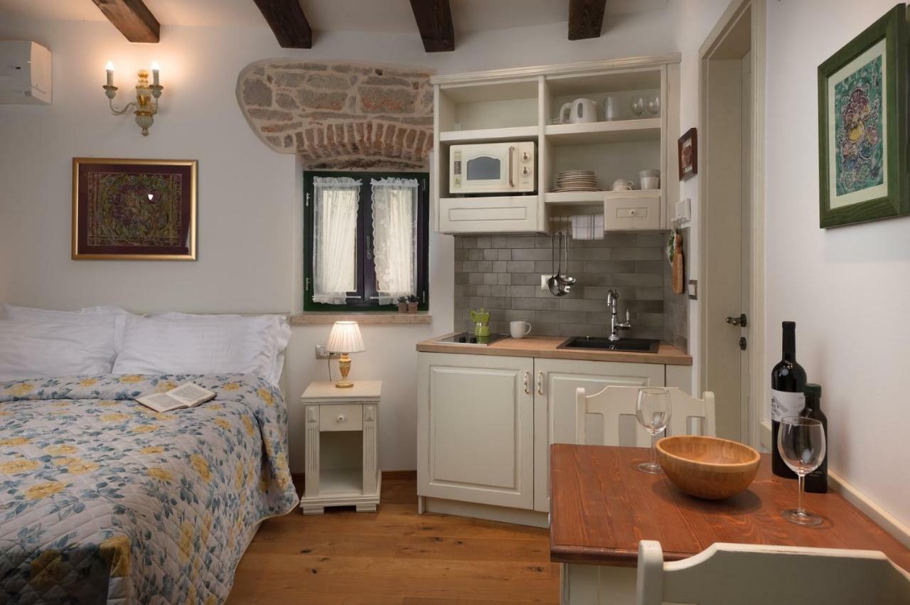 Apartments Monterosso Rovinj Exterior foto