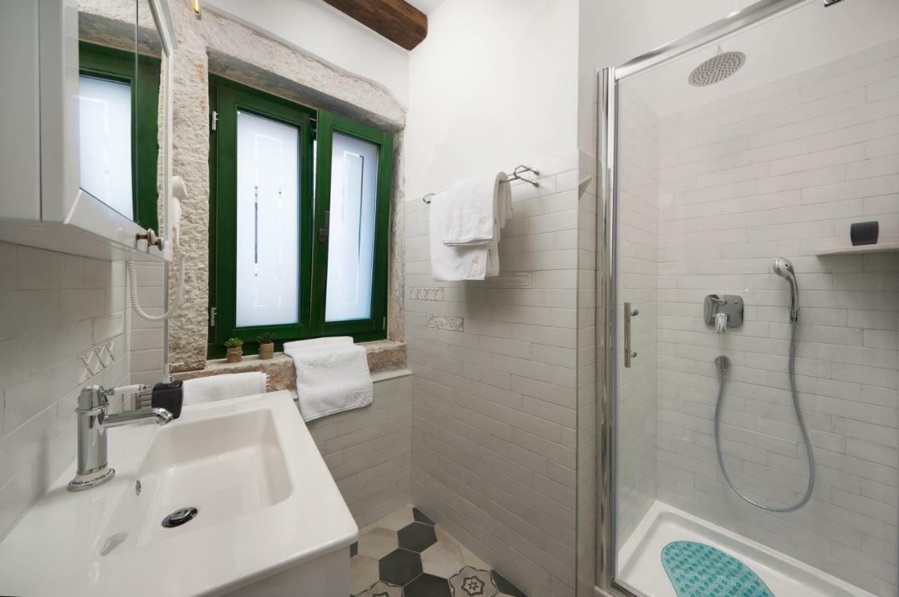 Apartments Monterosso Rovinj Exterior foto